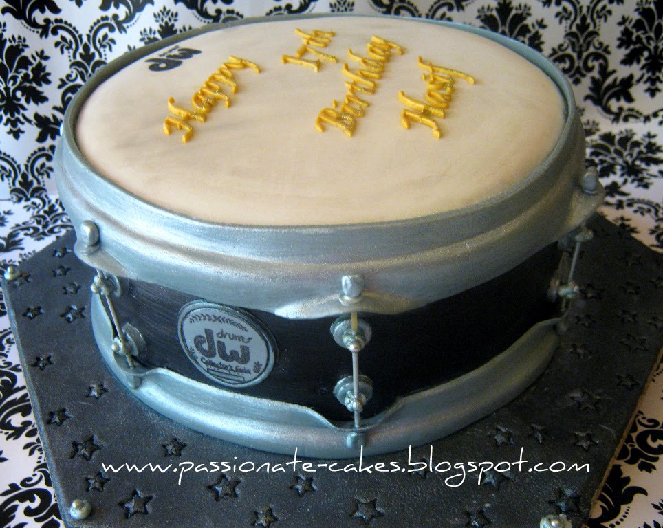 PassioNate Cakes Snare Drum Cake