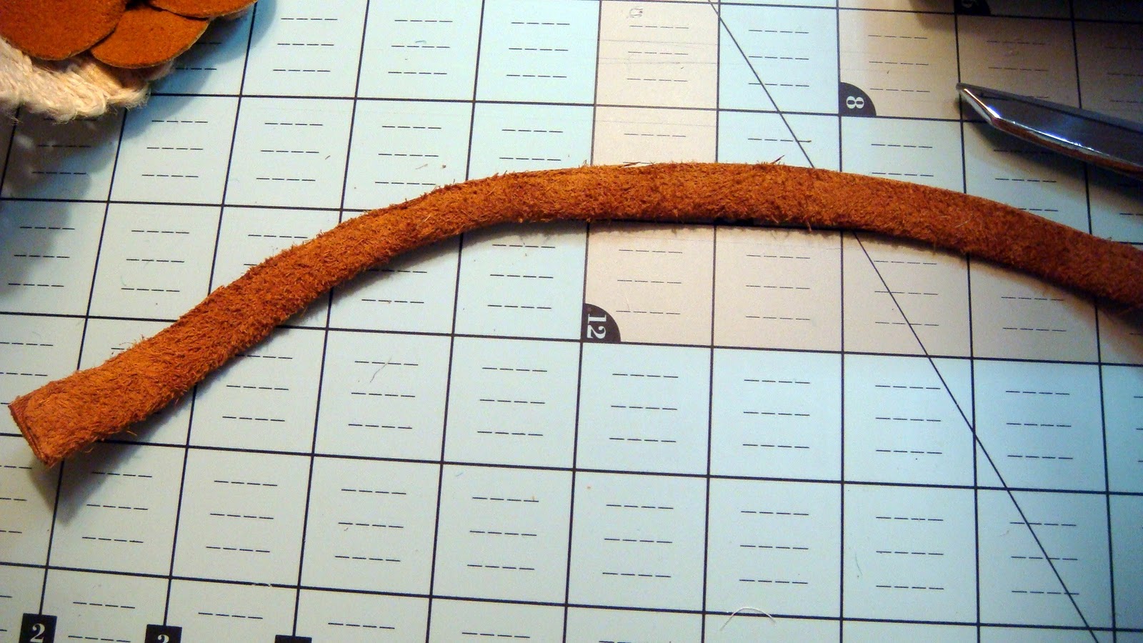 sew grown Leather Flower Belt Tutorial