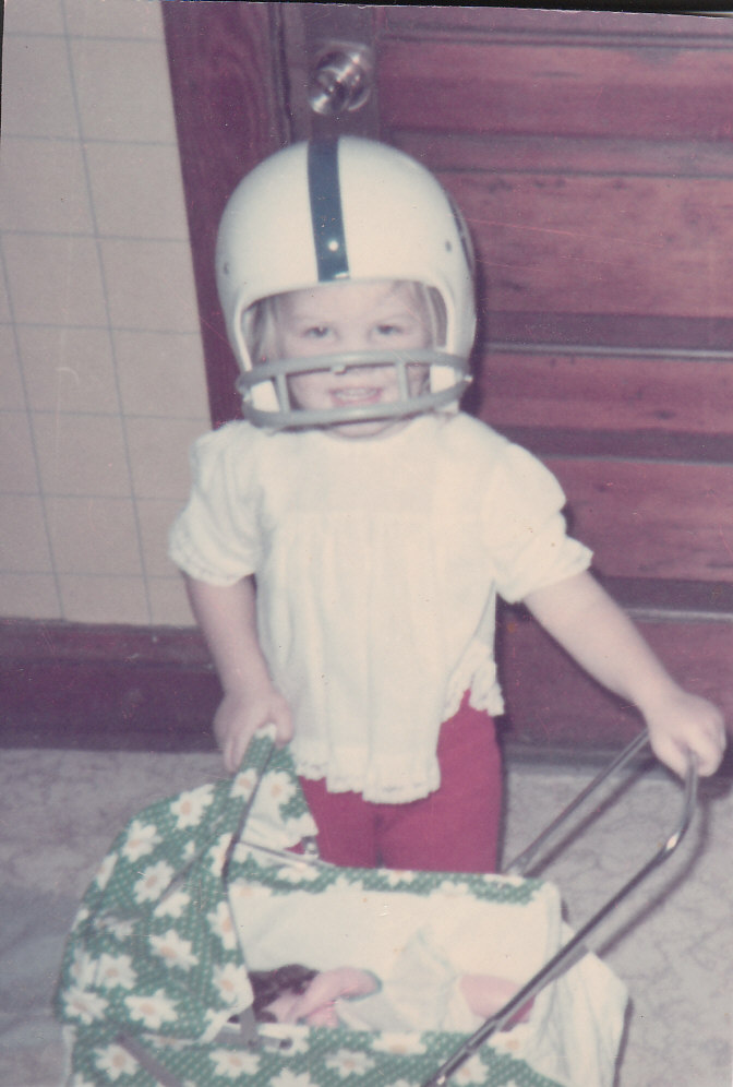 [Julie+colts+helmet.jpg]