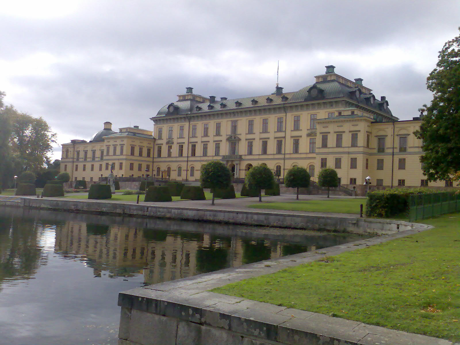 [Img128.jpg]