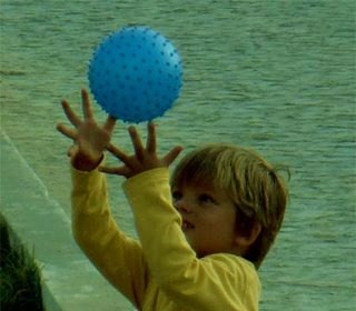[mocas+com+bola.jpg]