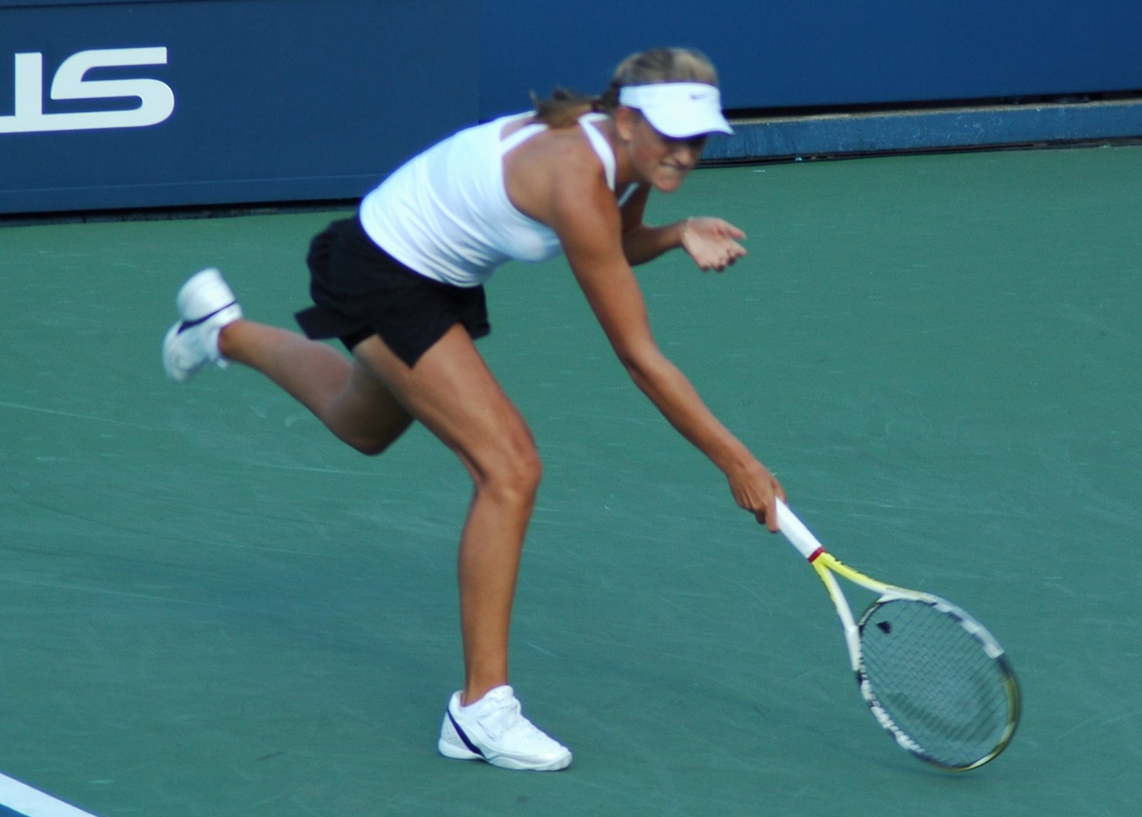 [Azarenka+3.JPG]