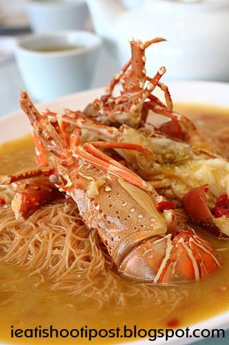 [Lobster+Mee+Sua.jpg]