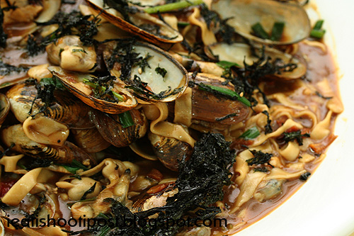 [Mussels+Noodle.jpg]