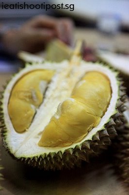 [Durian!.jpg]