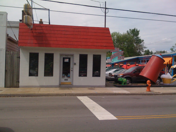 Daddy's Laundry Mat on Baxter Avenue