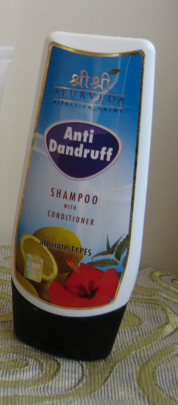 Sri Sri Ayurveda Anti Dandruff Shampoo Review Graceful and Glamorous