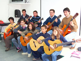 ORQUESTRA DE GUITARRAS