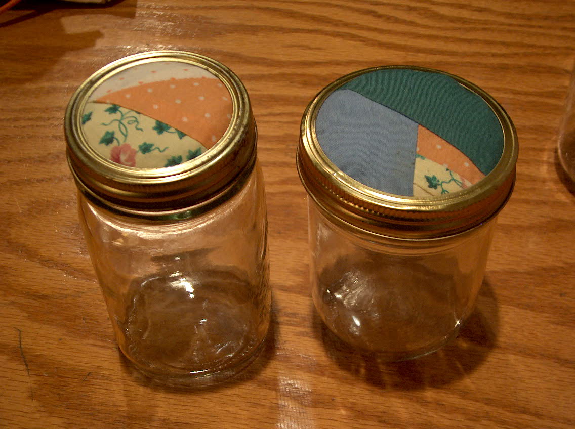 [jar+lids+craft+and+more,+march+09+038.jpg]