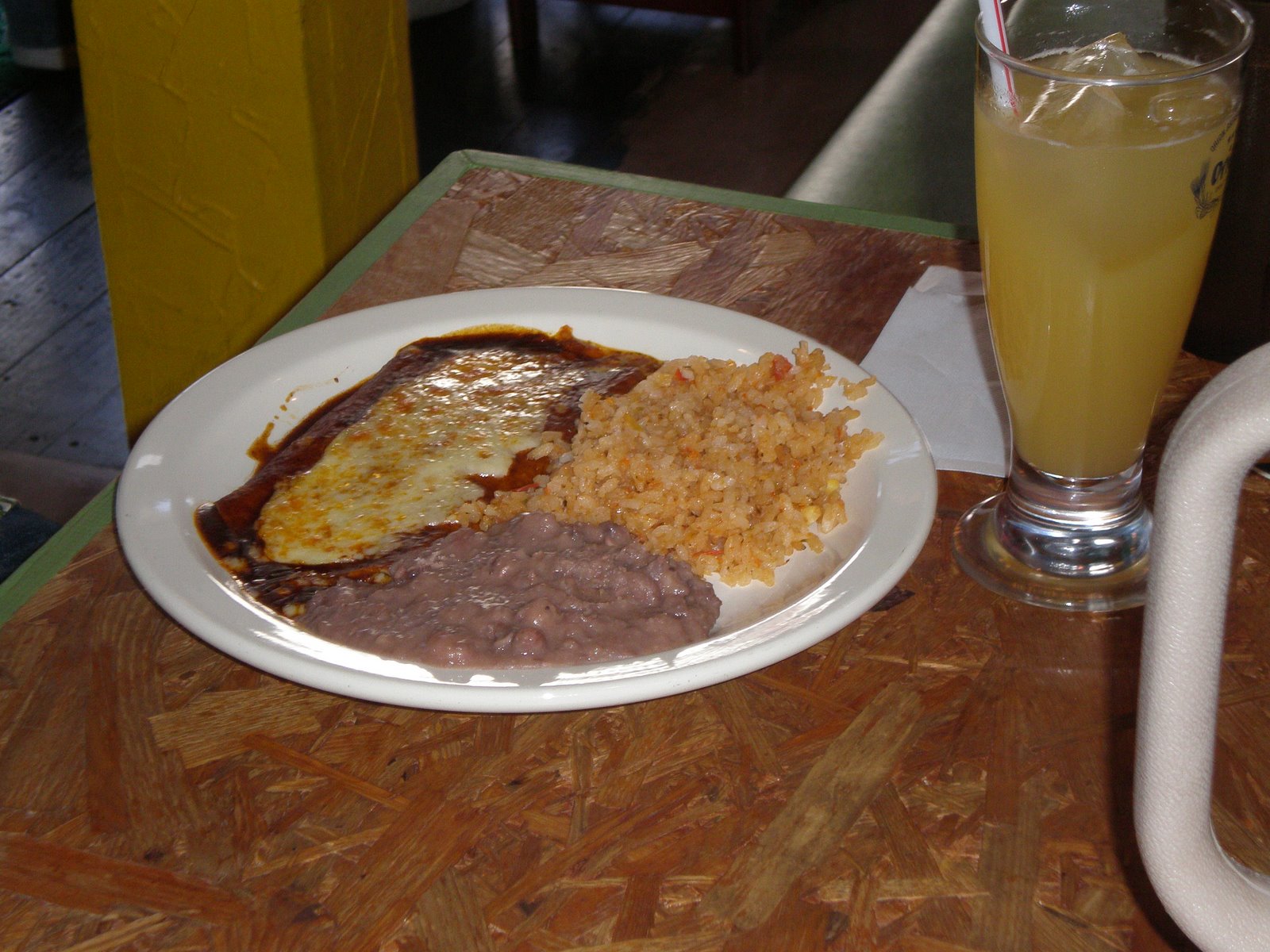 [Mikes_Tex_Mex_003.JPG]