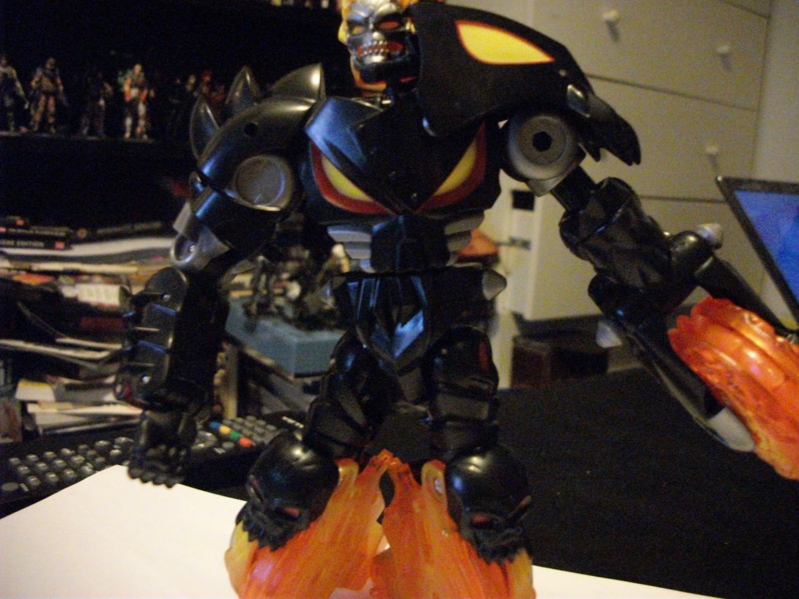 Craig's Pillar of Justice Toy Review Transformers/Marvel Crossover