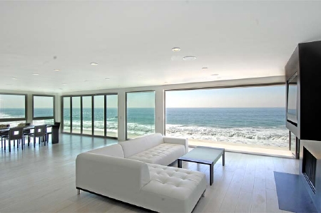 [malibubeach8.jpg]