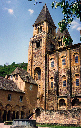[Conques00.jpg]