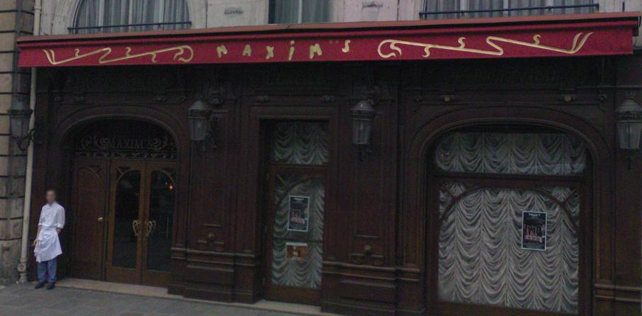 [MaximsRueRoyale.JPG]