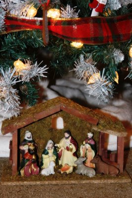 [nativity.jpg]