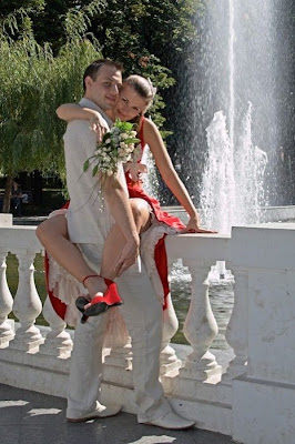 Photo Pernikahan Paling Aneh Dan Unik Di Dunia [ www.BlogApaAja.com ]