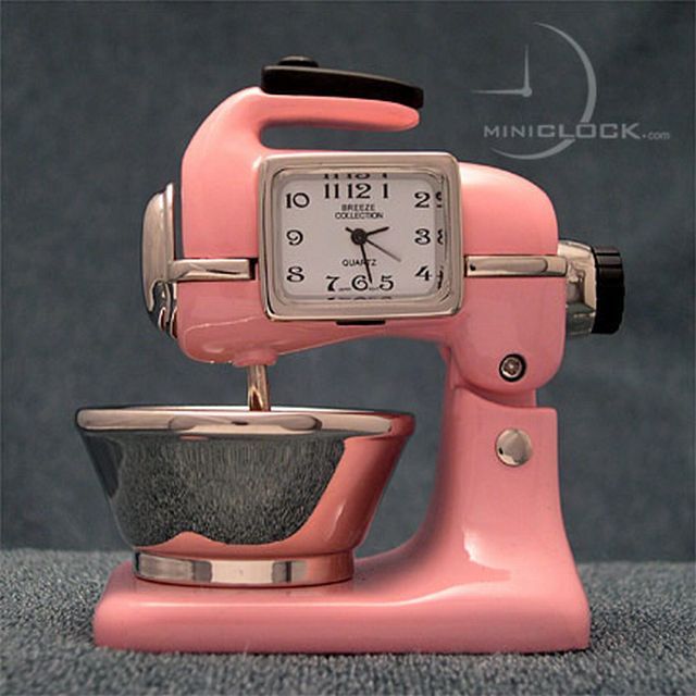 [creative-desk-clocks-03.jpg]