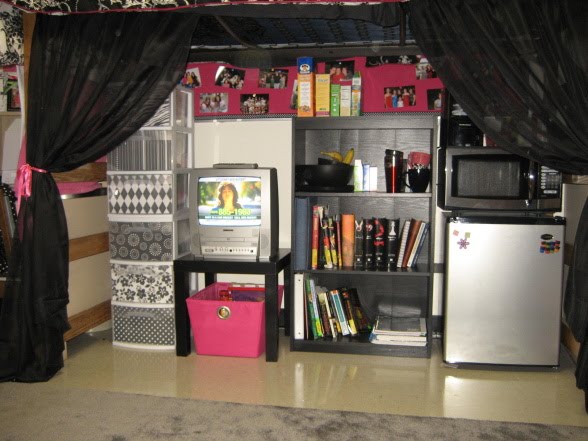 College Dorm Rooms College Dorm Rooms