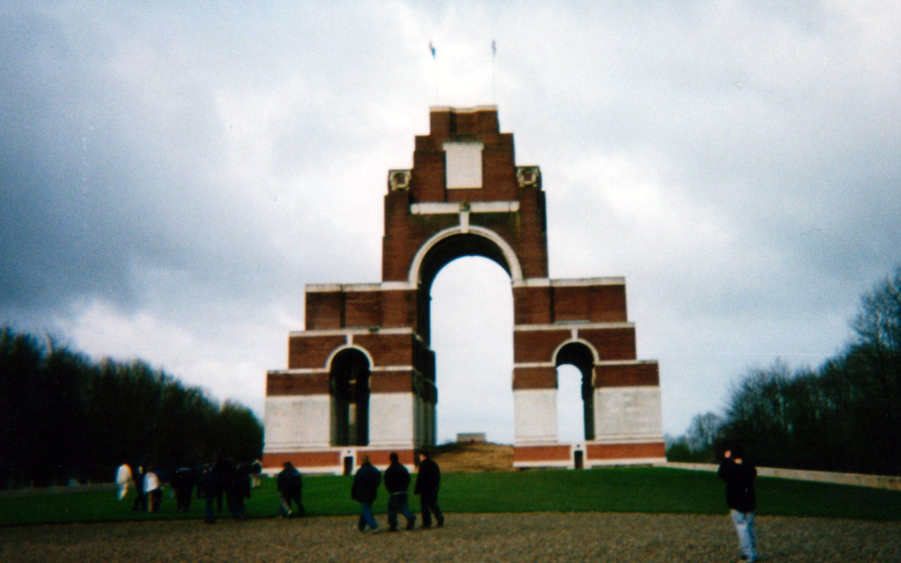 [0087+-+France,+Thiepval+Memorial.jpg]
