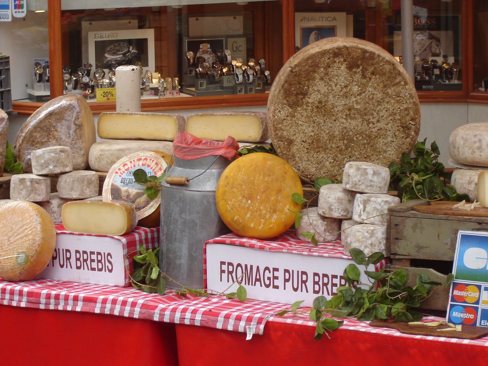 Moloney trip The St RemydeProvence market