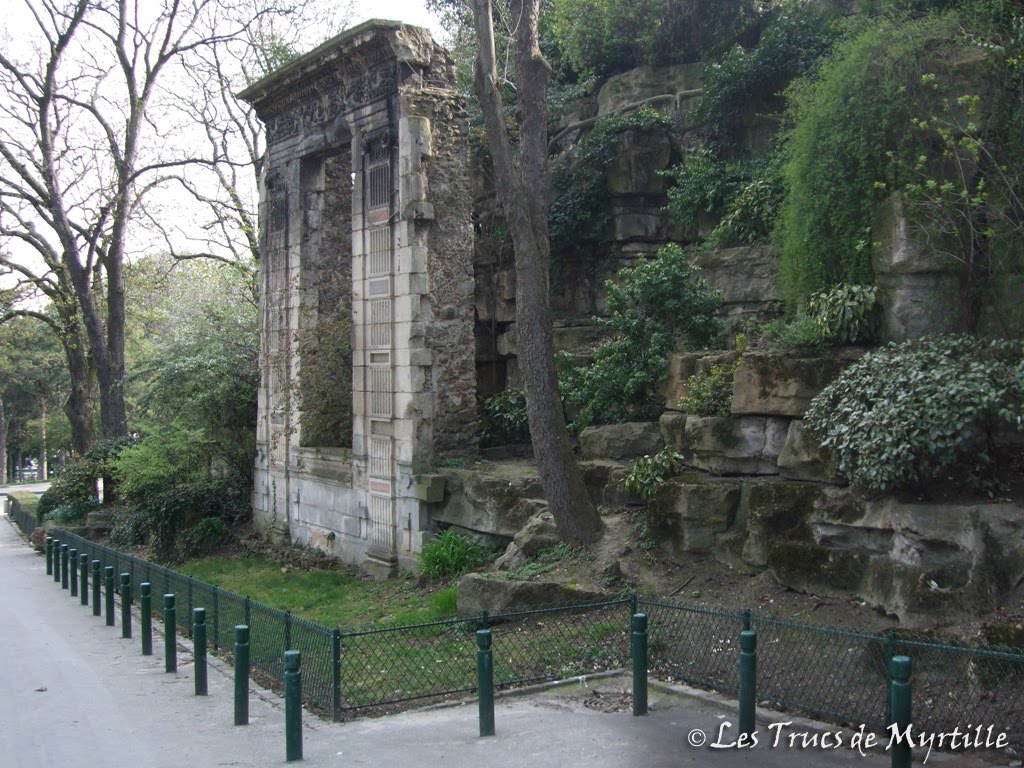 [trocadero_ruines-tuileries-2.jpg]