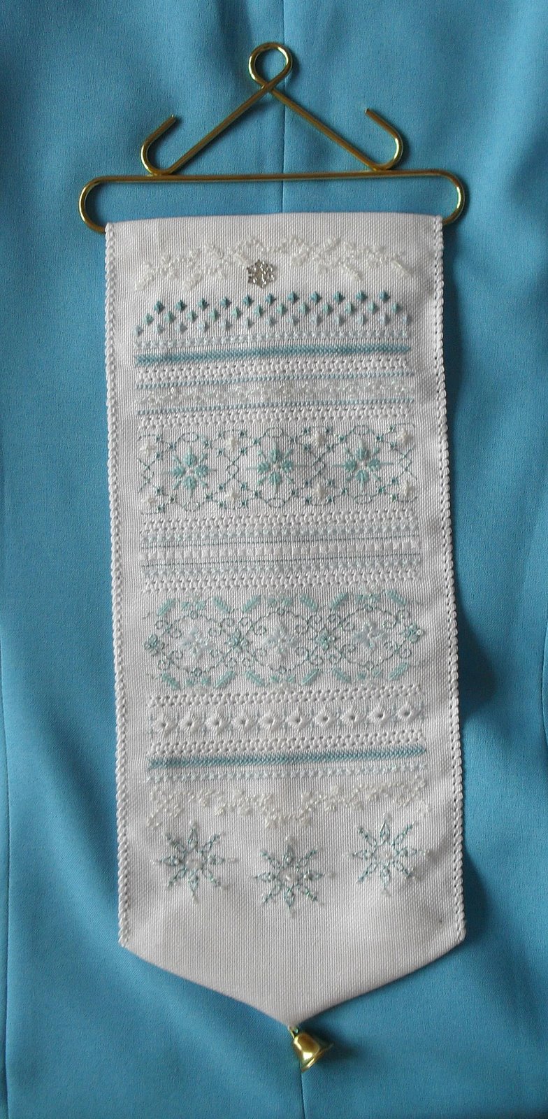 [Silver+Frost+Bellpull.jpg]