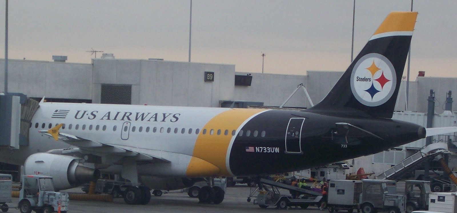 [steelers+plane.JPG]