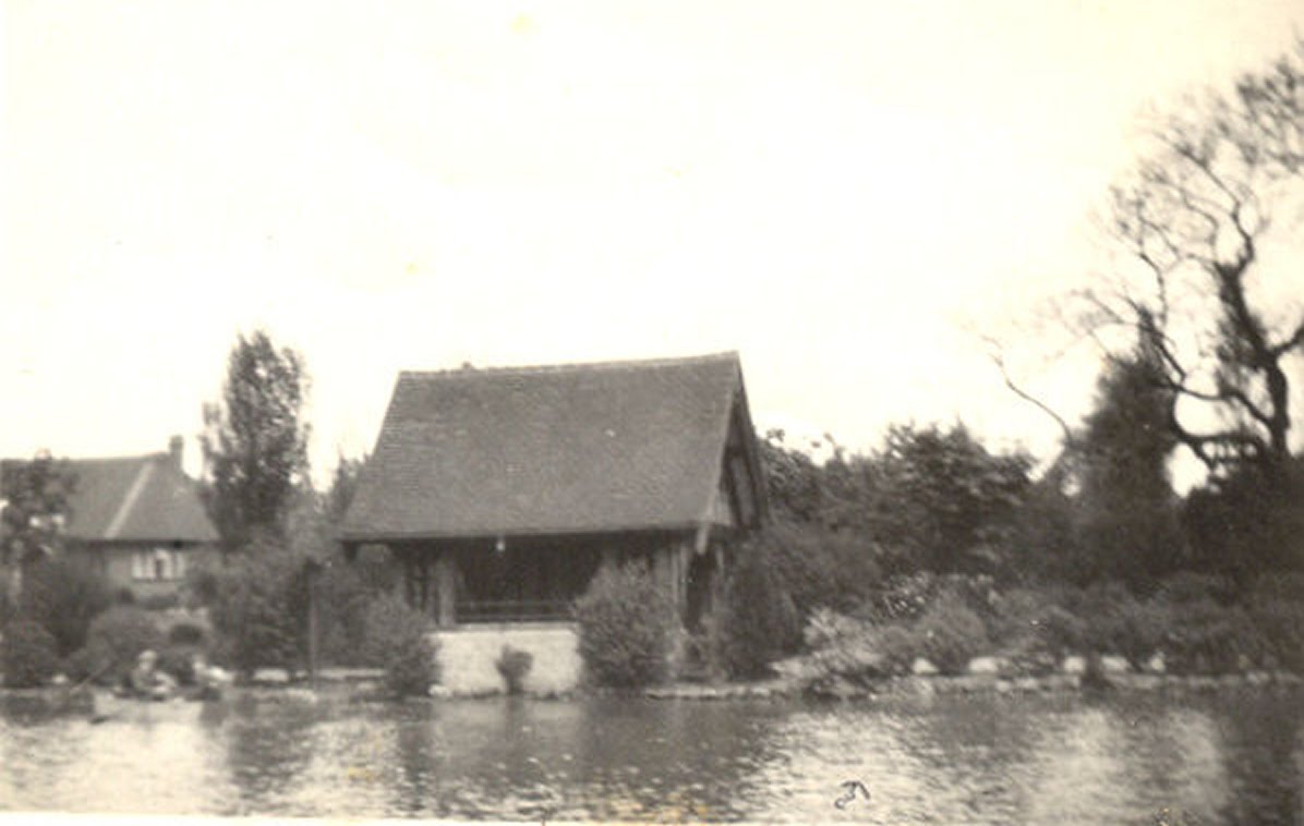 This Is Hucknall Archive Photo Titchfield Park Boat House