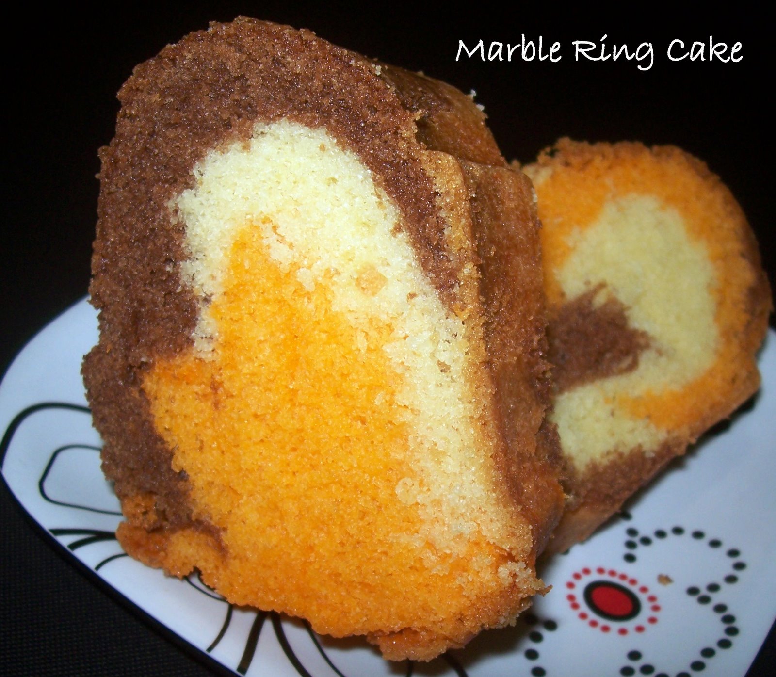 [Marble+Ring+Cake.JPG]