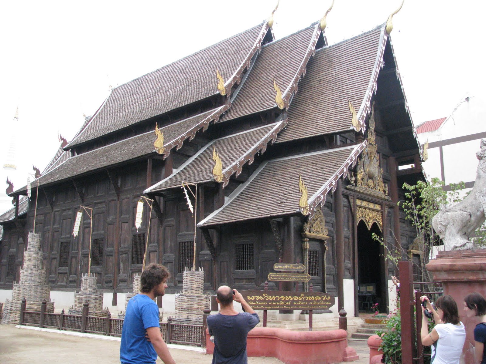 Spin Easy Time! Teak Wood Temple In Chiang Mai