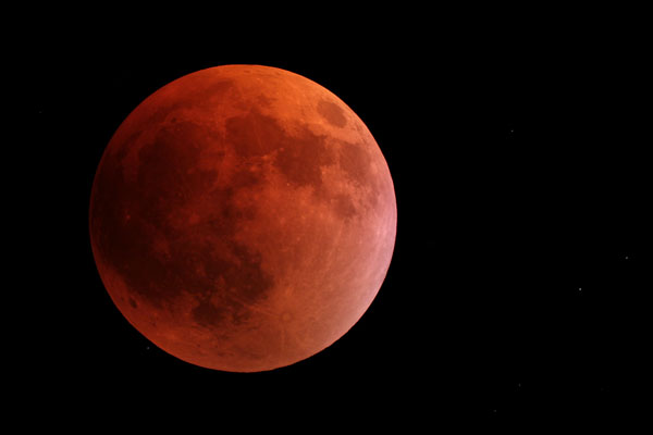 [Andrew-Cooper-LunarEclipse20070828s_1188307118.jpg]