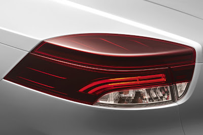 2011 Renault Megane Coupe Cabriolet Taillights View