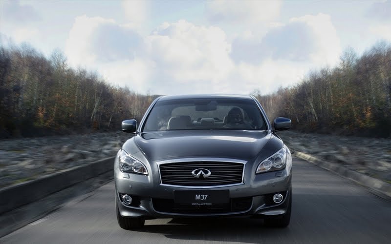 [2011-Infiniti-M37S-Front-View.jpg]