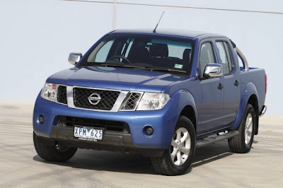 2010 Nissan Navara ST-X Car Gallery
