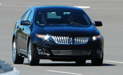 2010 Lincoln MKS EcoBoost Front View