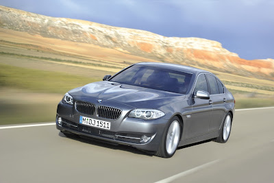 2011 BMW 5-Series Car Wallpaper