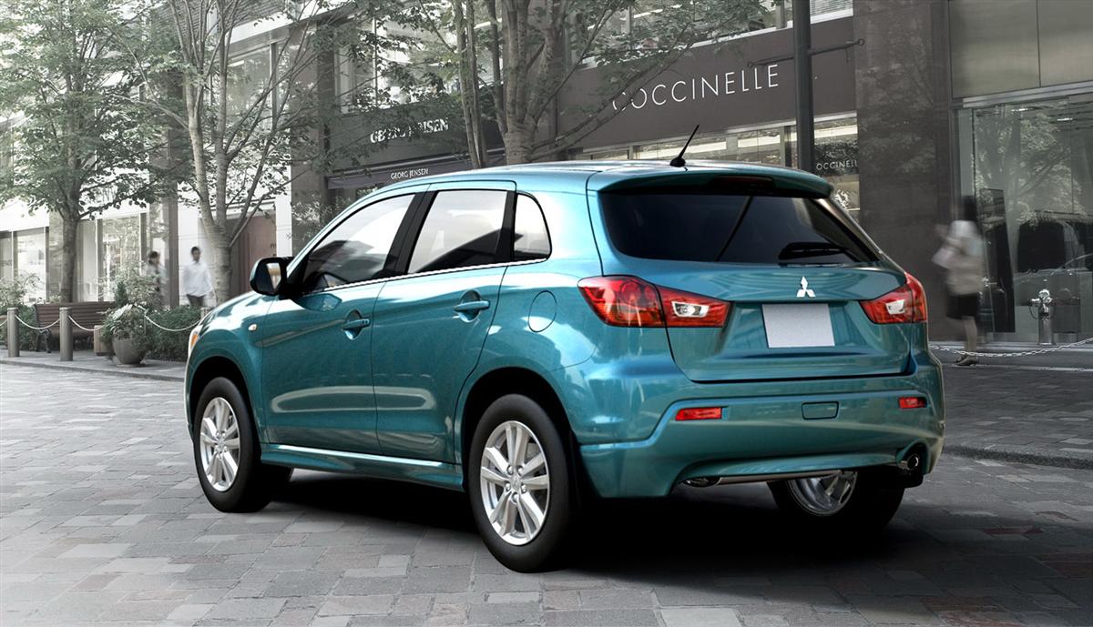 [2010-Mitsubishi-RVR-Rear-Side-View.jpg]