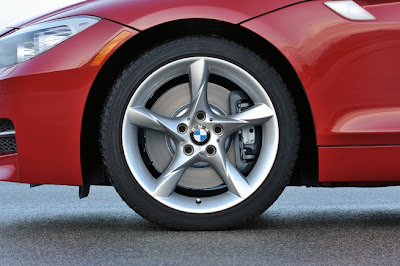 2011 BMW Z4 sDrive35is Wheel