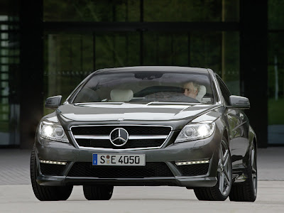 2011 Mercedes-Benz CL63 AMG Front View