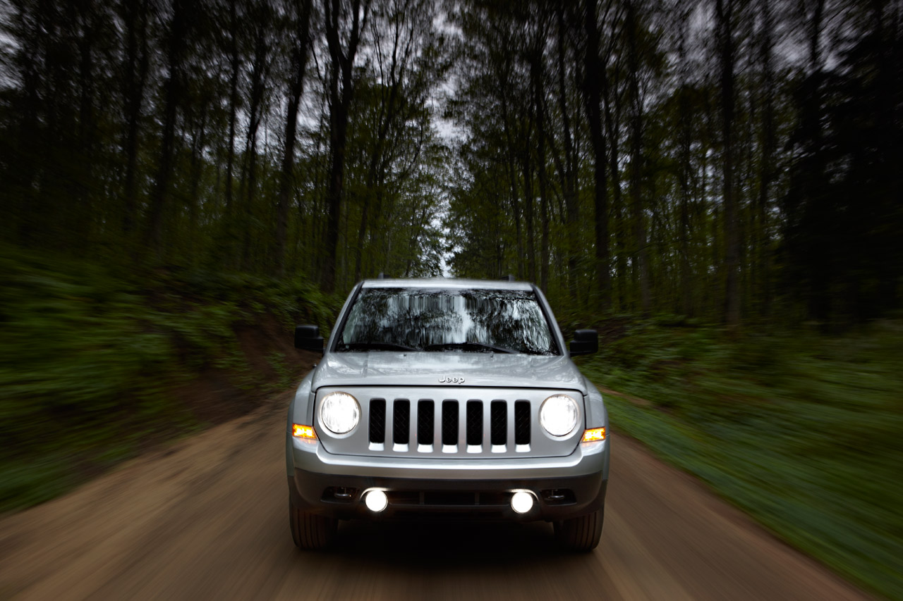 Hybrid Cars Gallery 2017 Jeep Patriot First Look 2017 Jeep Patriot Front View
