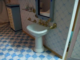 La decoración del baño terminada