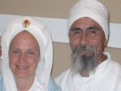 SNATAM KAUR Y GURU SADHANA