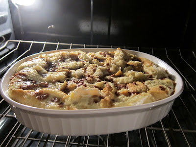 This Amish Style Bread Pudding is so delicious and spicy with creamy cinnamon chips. It's a perfect fall dessert, perfect with a steaming cup of coffee. #WomenLivingWell #amishdesserts #easydesserts #breadpudding