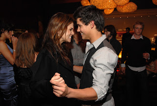 Nikki Reed parle de la relation de Jacob et Rose dans B.D. dans acteurs du film Stars%252BCause%252BHFPA%252BSalute%252BYoung%252BHollywood%252BParty%252BcWDK0mCSTXYl