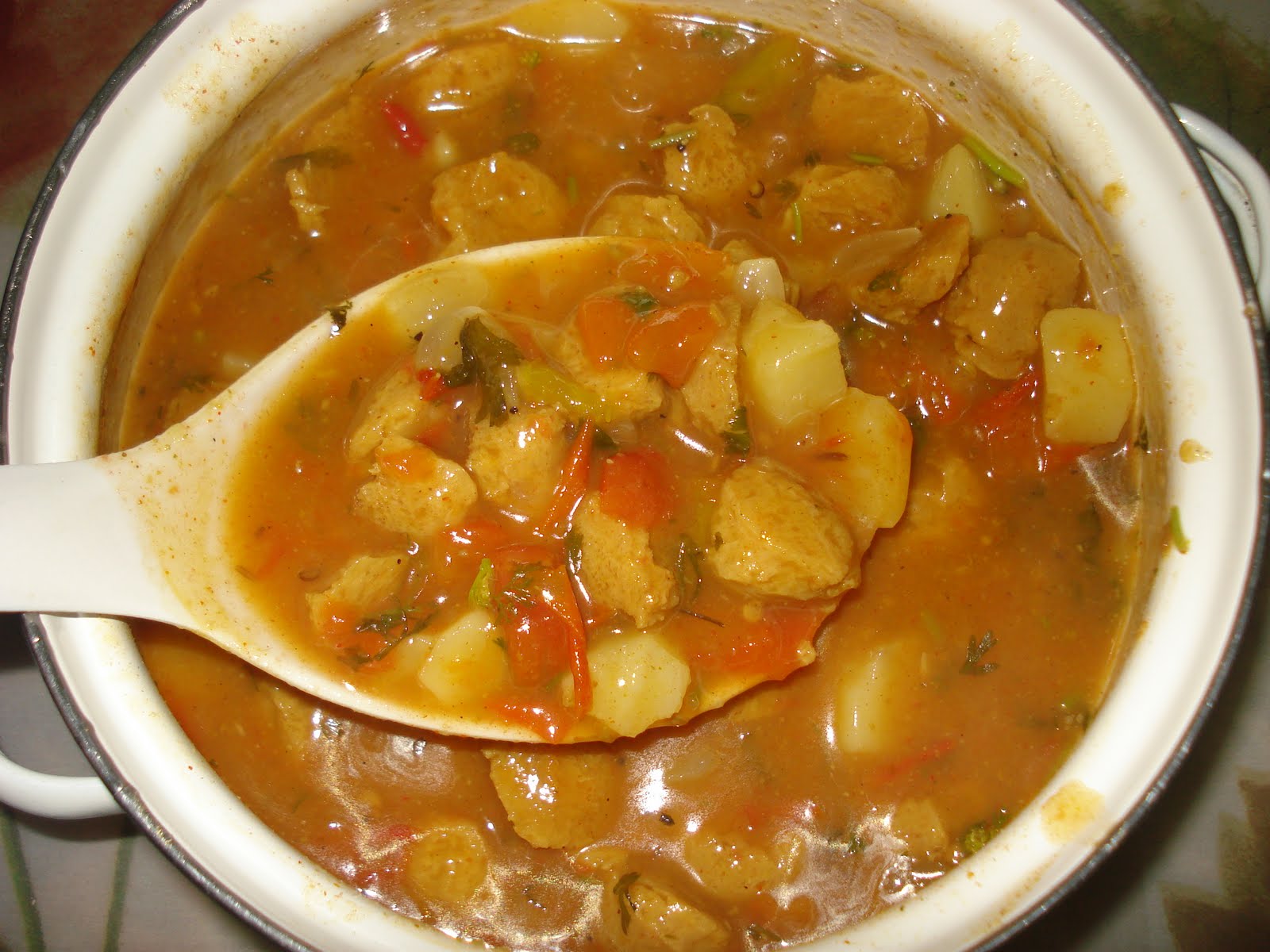 Uma cooks....... Soya gravy with Indian spices