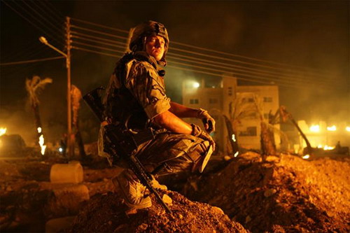 [thehurtlockerf2.jpg]