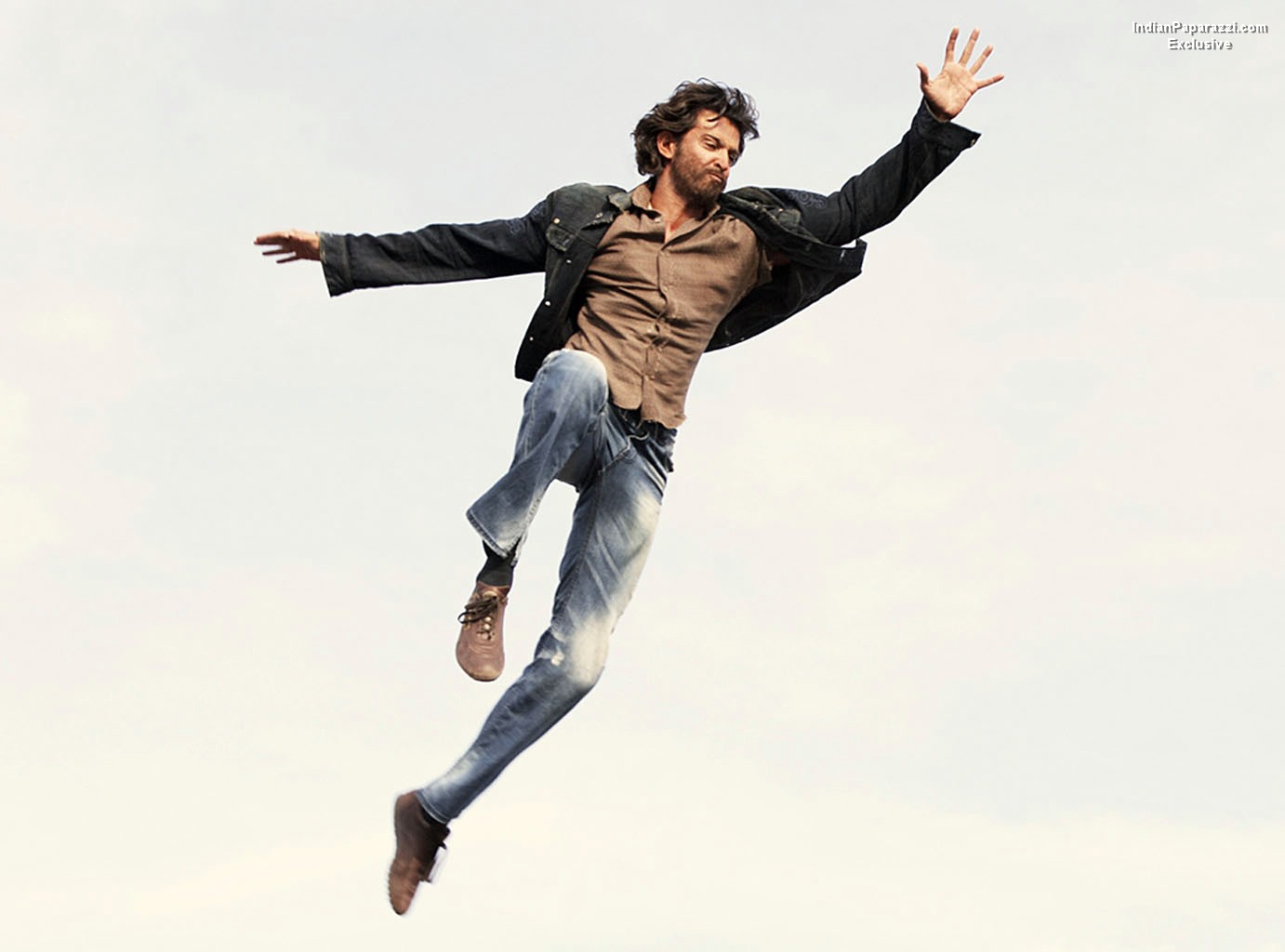 Kites Movie Wallpapers,Pictures,Stills,Gallery