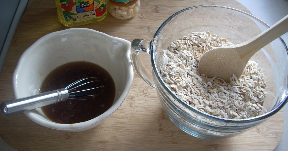 The Pink Kitchen Granola Crunchy Person