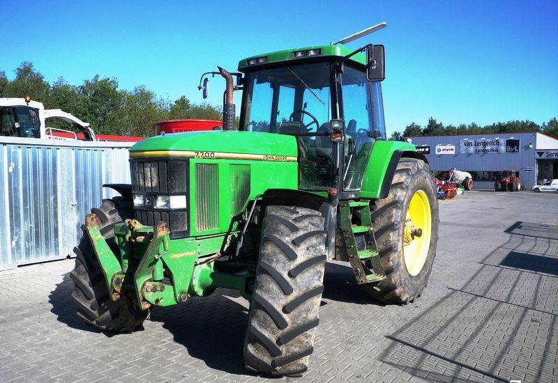 Tractoare John Deere Second Hand Tractor John Deere 7700 150CP din 1995