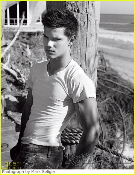 Back in July, the 17-year-old actor and rumored girlfriend Taylor Swift Back in July, the 17-year-old actor and rumored girlfriend Taylor Swift
